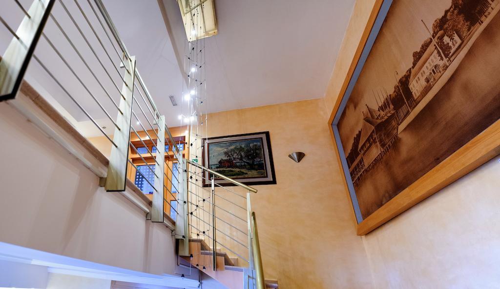 Hotel Prezident Palić エクステリア 写真