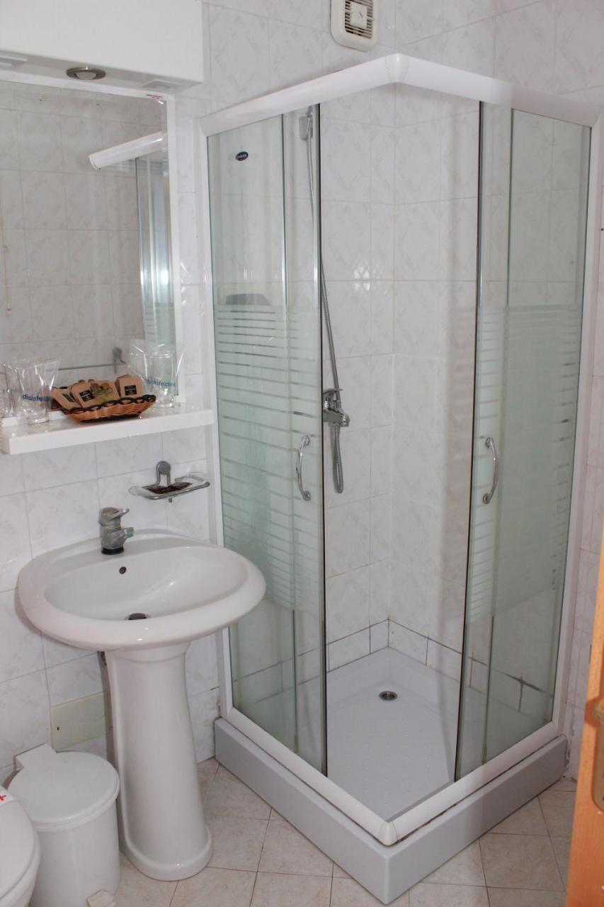Hotel Prezident Palić エクステリア 写真