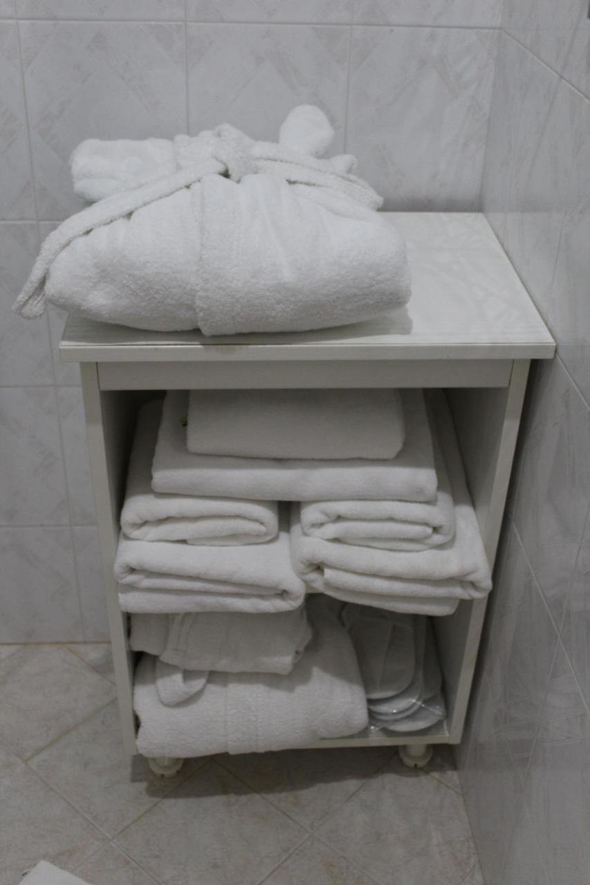 Hotel Prezident Palić エクステリア 写真